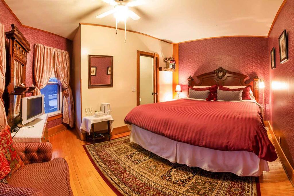 Margaretville Mountain Inn B&B Экстерьер фото